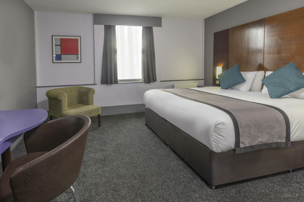 BEST WESTERN SHEFFIELD CITY HOTEL BEDROOM STANDARD KING